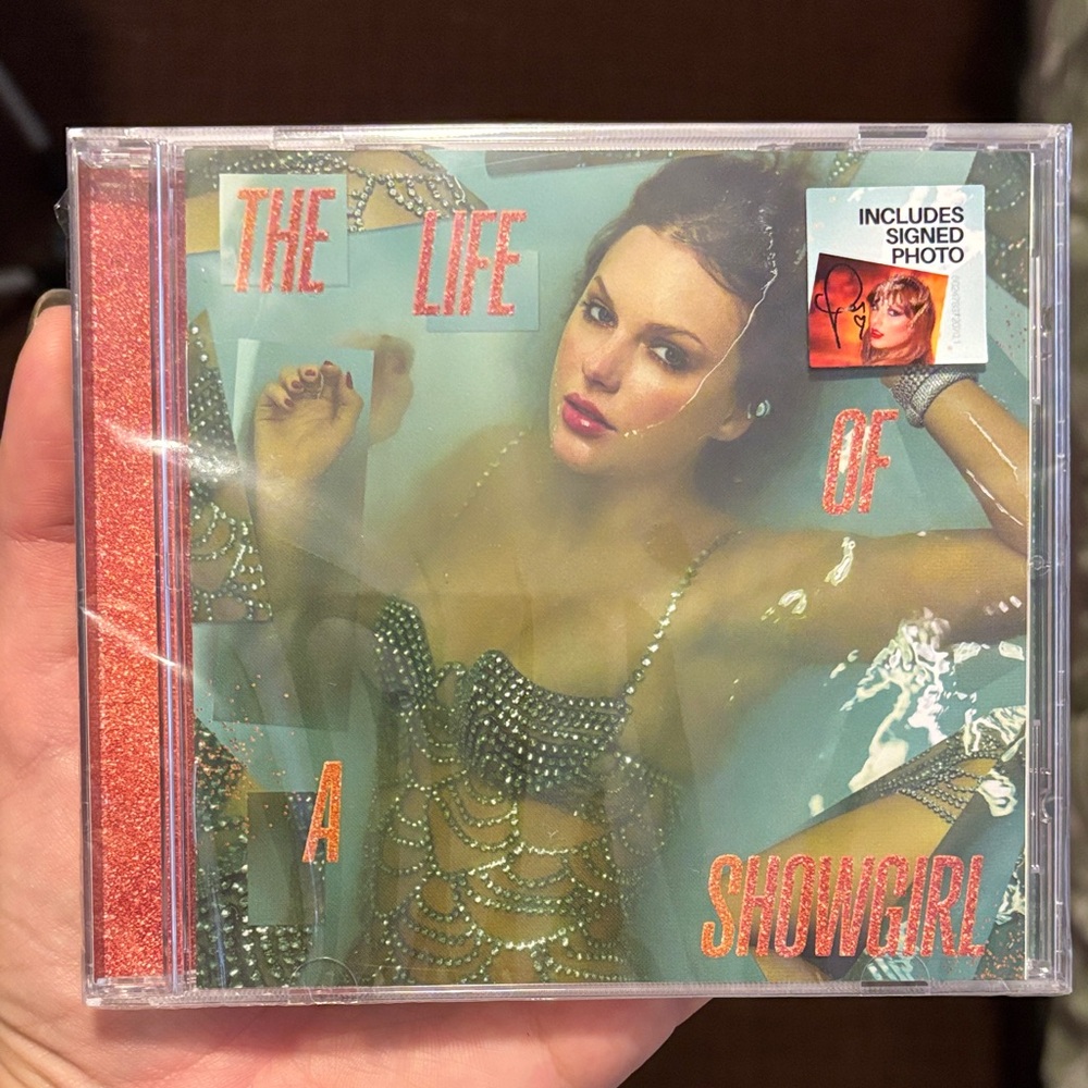 The Life of a Showgirl Taylor Swift SIGNED CD NWT